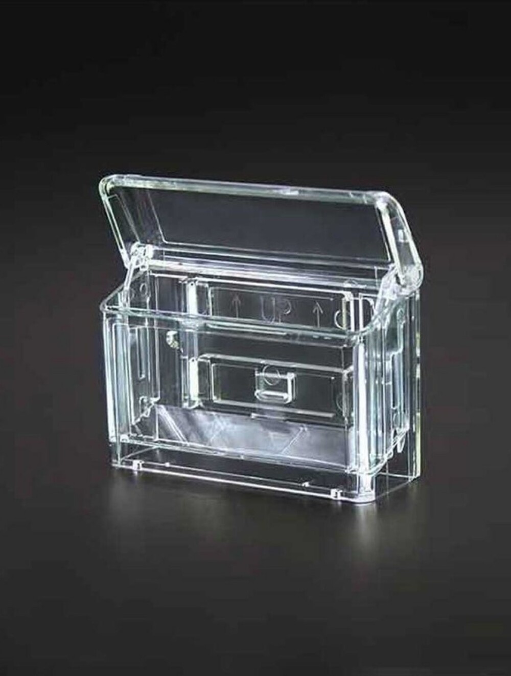 NWOT small Clear Plastic Business Cards Holder